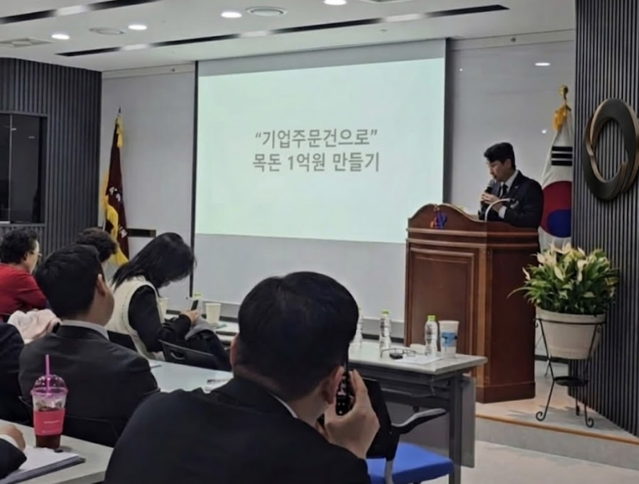 1조 원 돌파한 라이브커머스... '2027년 3조 원 시대 연다'